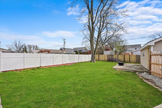 10937 Moody Avenue, Chicago Ridge, IL 60415