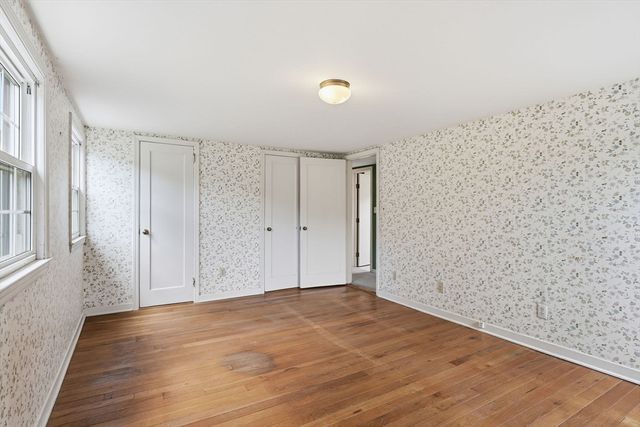 47 Fenway Dr, Springfield, MA 01119