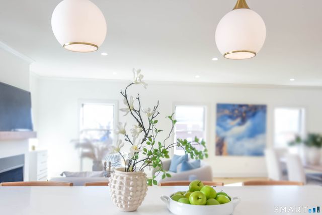 345 Reef Road B6, Fairfield, CT 06824