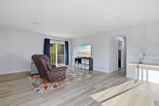 11151 Oak Creek Drive, Lakeside, CA 92040