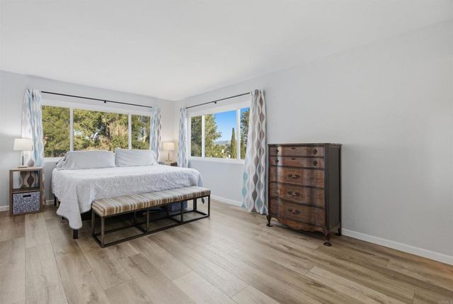 11151 Oak Creek Drive, Lakeside, CA 92040