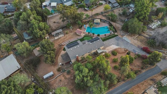 11151 Oak Creek Drive, Lakeside, CA 92040