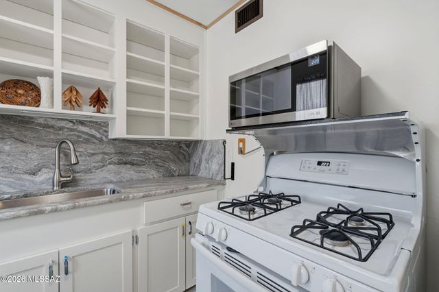 3017 E 17th Street, Tucson, AZ 85716