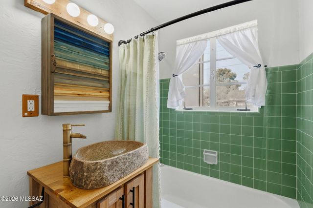 3017 E 17th Street, Tucson, AZ 85716