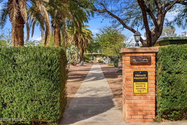 3017 E 17th Street, Tucson, AZ 85716