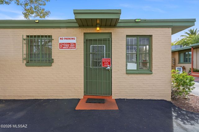 3017 E 17th Street, Tucson, AZ 85716