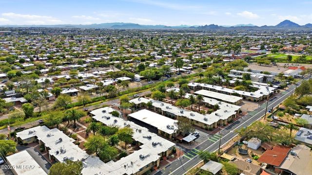 3017 E 17th Street, Tucson, AZ 85716