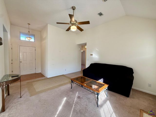 125 Eastwick Drive, Kathleen, GA 31047