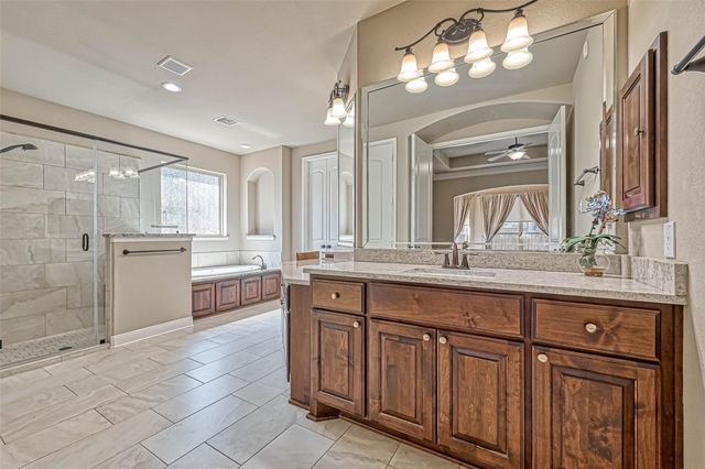 10406 Southern Hawker, Conroe, TX 77385