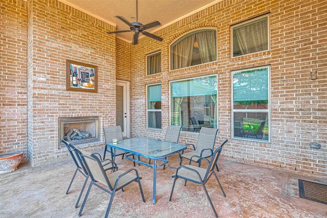 10406 Southern Hawker, Conroe, TX 77385