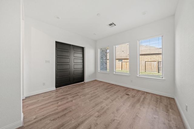 18935 Wild Thornberry Drive, Tomball, TX 77377