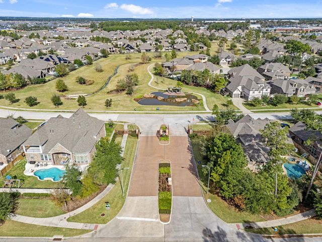 18935 Wild Thornberry Drive, Tomball, TX 77377