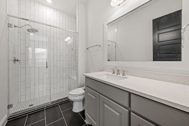 18935 Wild Thornberry Drive, Tomball, TX 77377