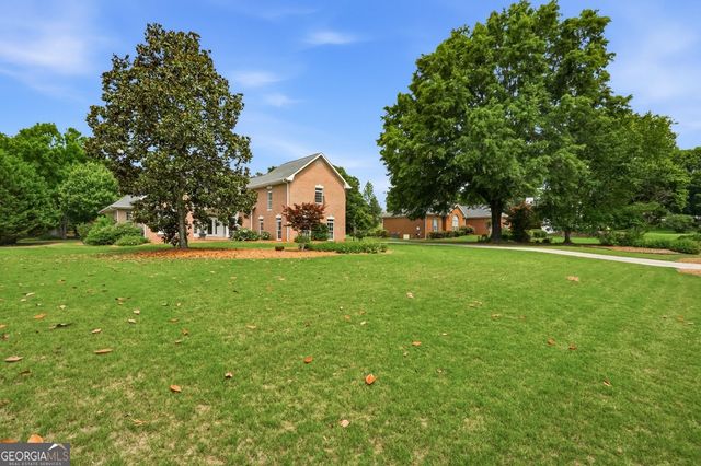 155 Youngs Circle, Fayetteville, GA 30215