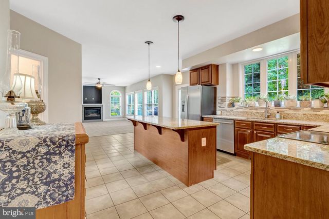 3 PLANTERS PL, Stafford, VA 22554