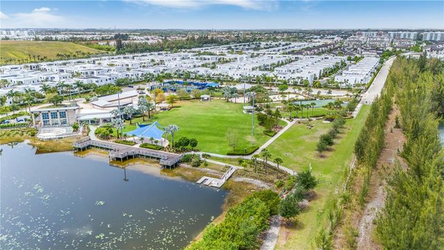 10135 NW 77th St, Doral, FL 33178