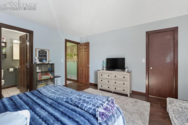 995 Square Dance Lane, Fountain, CO 80817