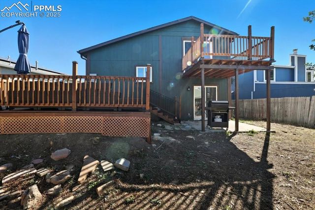 995 Square Dance Lane, Fountain, CO 80817