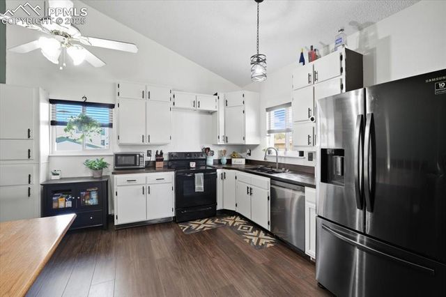 995 Square Dance Lane, Fountain, CO 80817