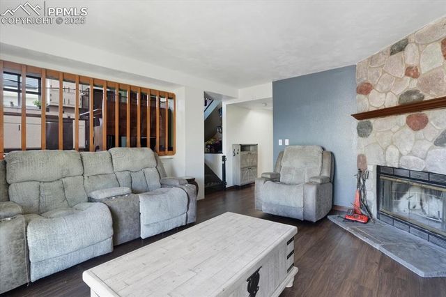 995 Square Dance Lane, Fountain, CO 80817