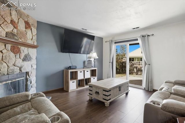 995 Square Dance Lane, Fountain, CO 80817