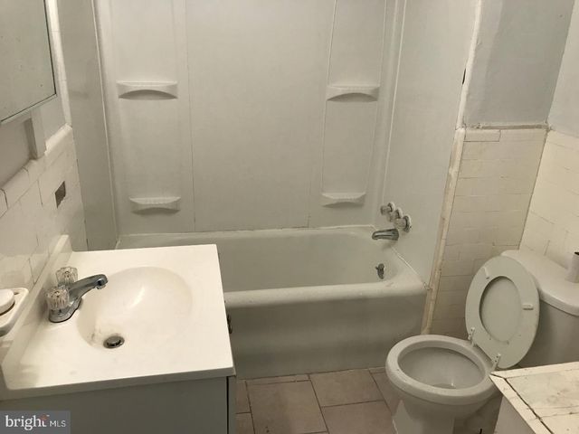 5906 WINDSOR AVE, Philadelphia, PA 19143