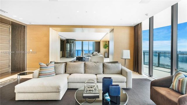 19575 Collins Avenue PH43, Sunny Isles Beach, FL 33160