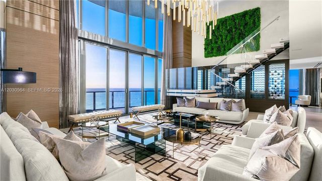 19575 Collins Avenue PH43, Sunny Isles Beach, FL 33160