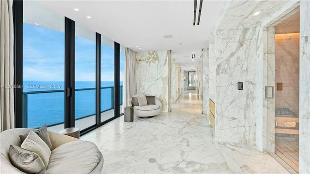 19575 Collins Avenue PH43, Sunny Isles Beach, FL 33160