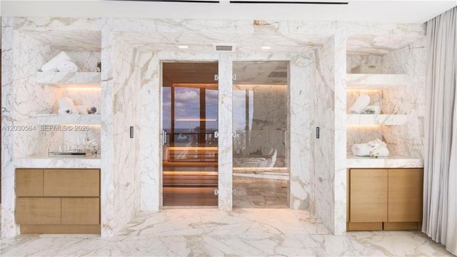 19575 Collins Avenue PH43, Sunny Isles Beach, FL 33160