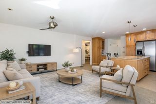 36 Shannon Ct, Novato, CA 94949