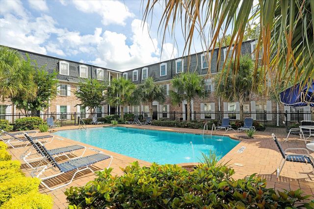 353 N Post Oak Lane 627, Houston, TX 77024