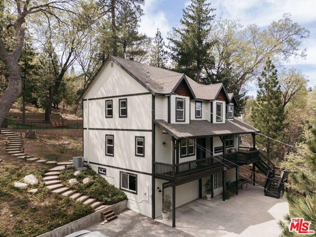 958 Lucerne Lane, Lake Arrowhead, CA 92352