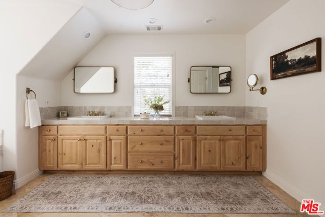 958 Lucerne Lane, Lake Arrowhead, CA 92352