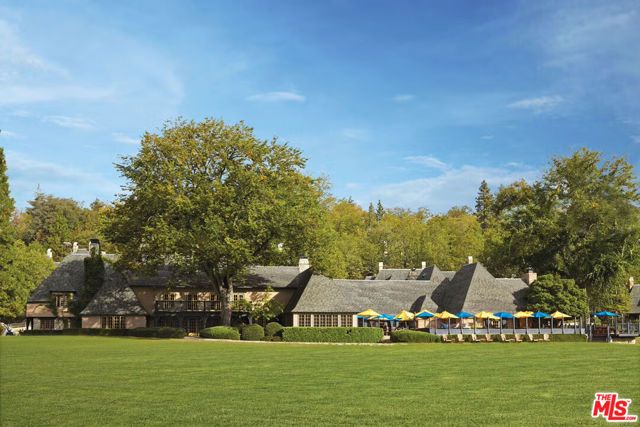 958 Lucerne Lane, Lake Arrowhead, CA 92352