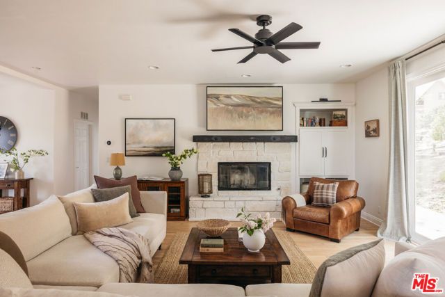 958 Lucerne Lane, Lake Arrowhead, CA 92352