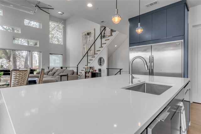 4616 Manett Street, Dallas, TX 75204