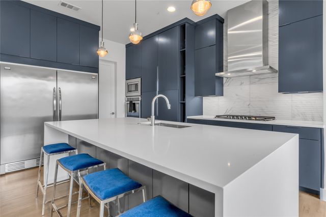 4616 Manett Street, Dallas, TX 75204