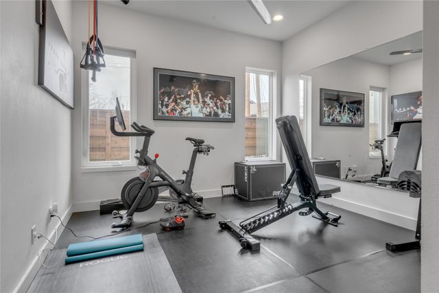 4616 Manett Street, Dallas, TX 75204