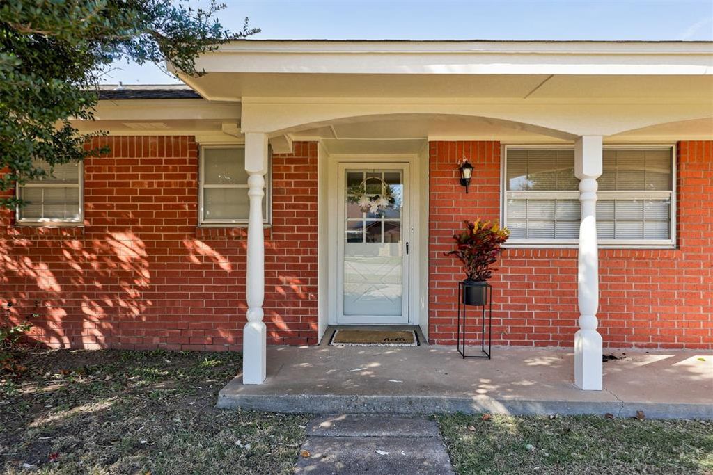 9101 S Winston Way, Oklahoma City, OK 73139