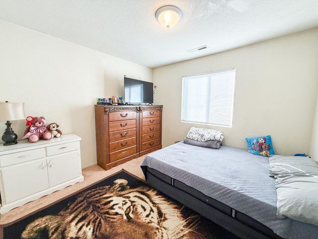 151 El Verano Way, Merced, CA 95340