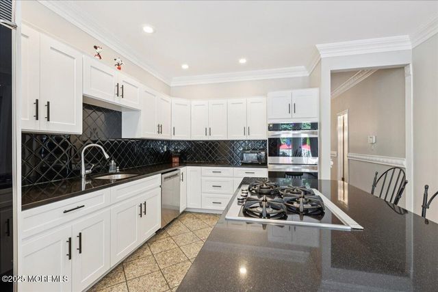 25 Reid Lane, Millstone, NJ 08510