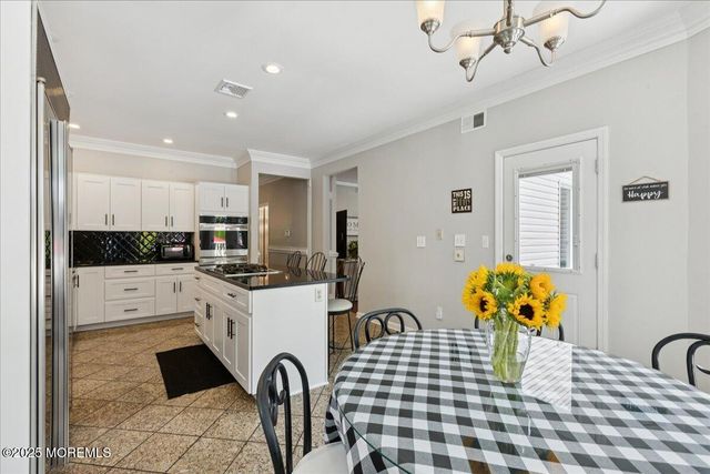 25 Reid Lane, Millstone, NJ 08510