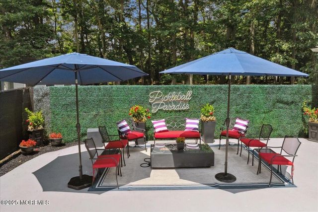 25 Reid Lane, Millstone, NJ 08510