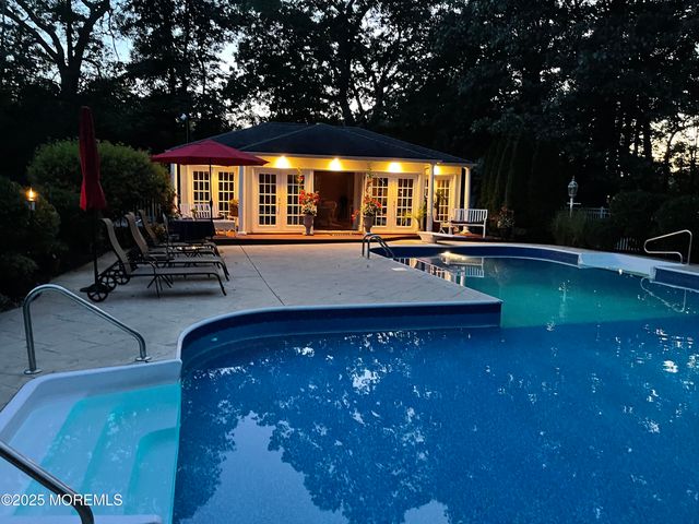 25 Reid Lane, Millstone, NJ 08510