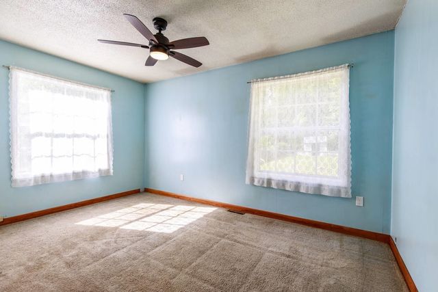 48 Carriage Hill Road, Brattleboro, VT 05301