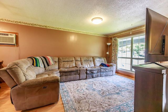 48 Carriage Hill Road, Brattleboro, VT 05301