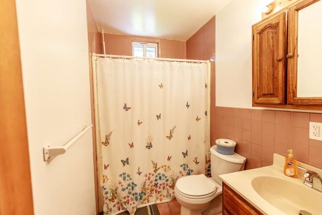 48 Carriage Hill Road, Brattleboro, VT 05301