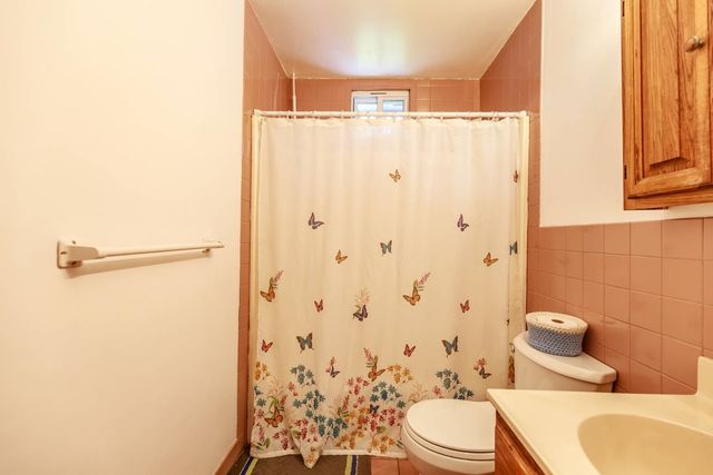 48 Carriage Hill Road, Brattleboro, VT 05301
