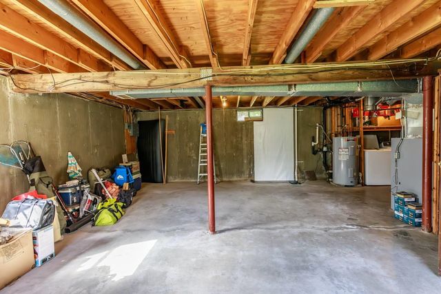48 Carriage Hill Road, Brattleboro, VT 05301